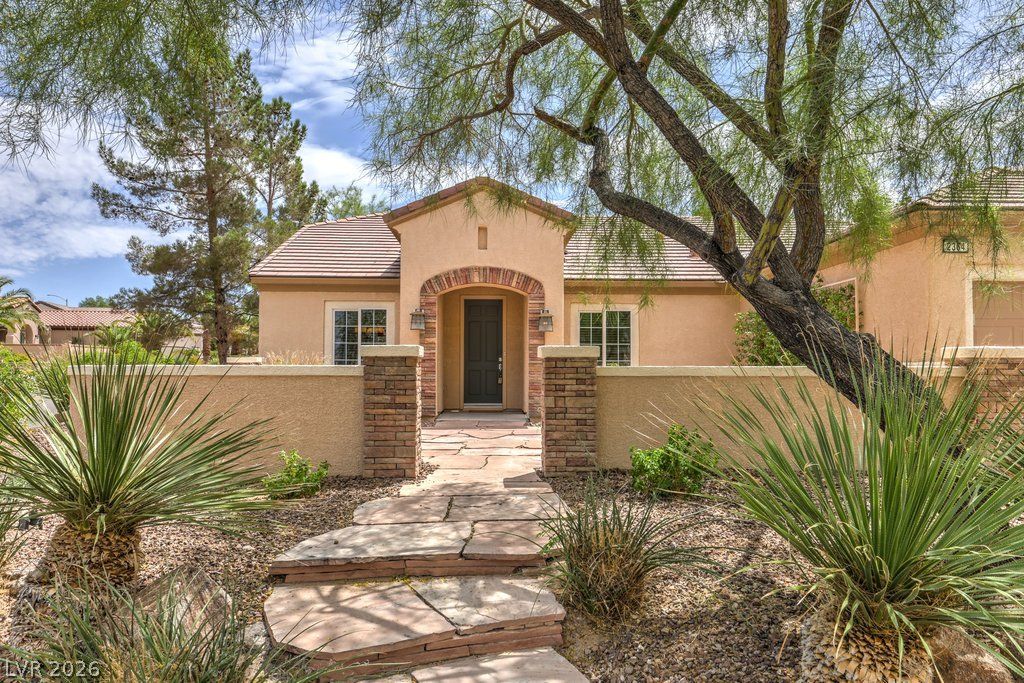 2364 Baldwinville Court — photo 2