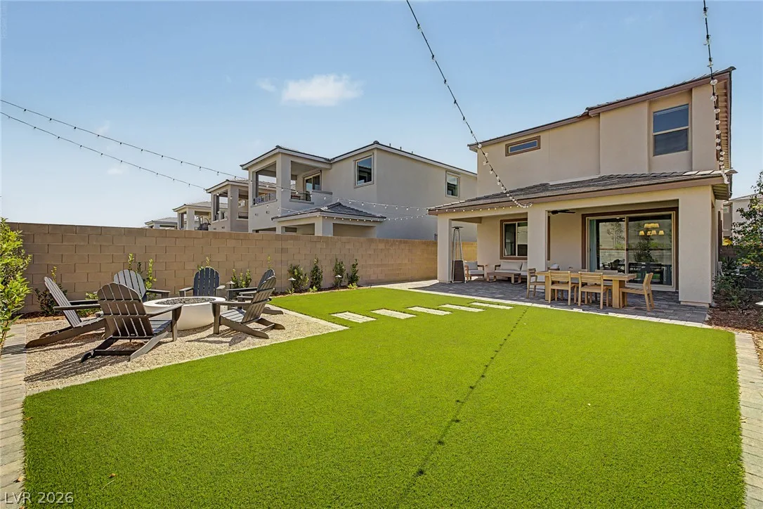 1575 Crested Eagle Street — photo 2