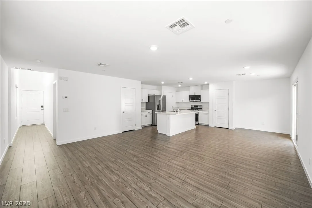 107 Scarhill Track Avenue — photo 3 of 23