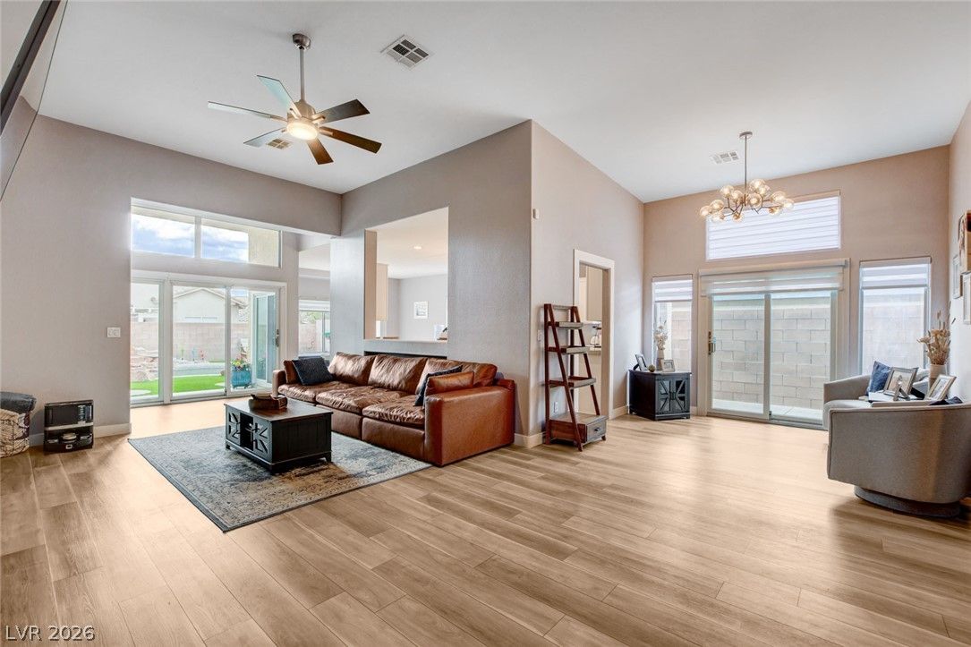 8284 Aurora Peak Avenue — photo 4