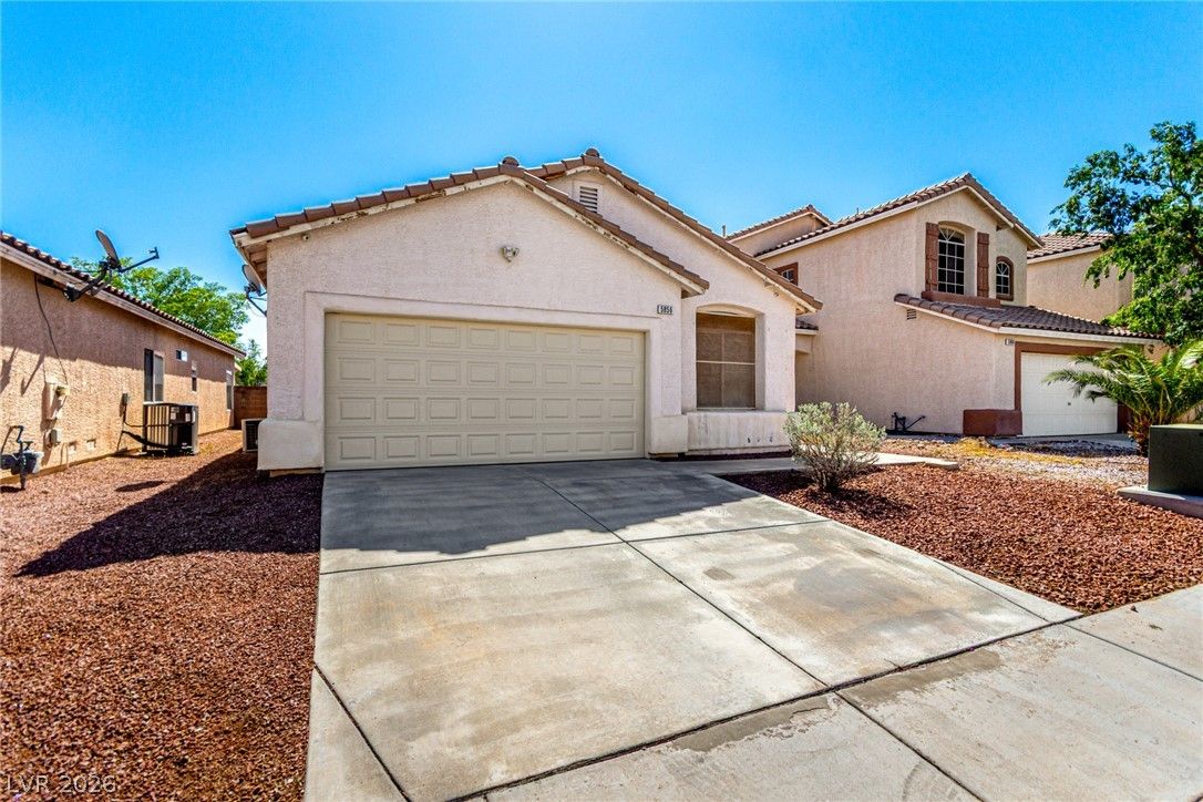 5856 Golden Wing Street — photo 1