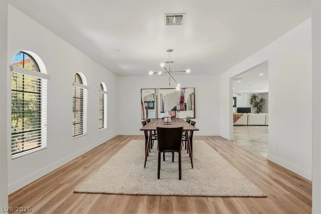 3007 La Mesa Drive — photo 5