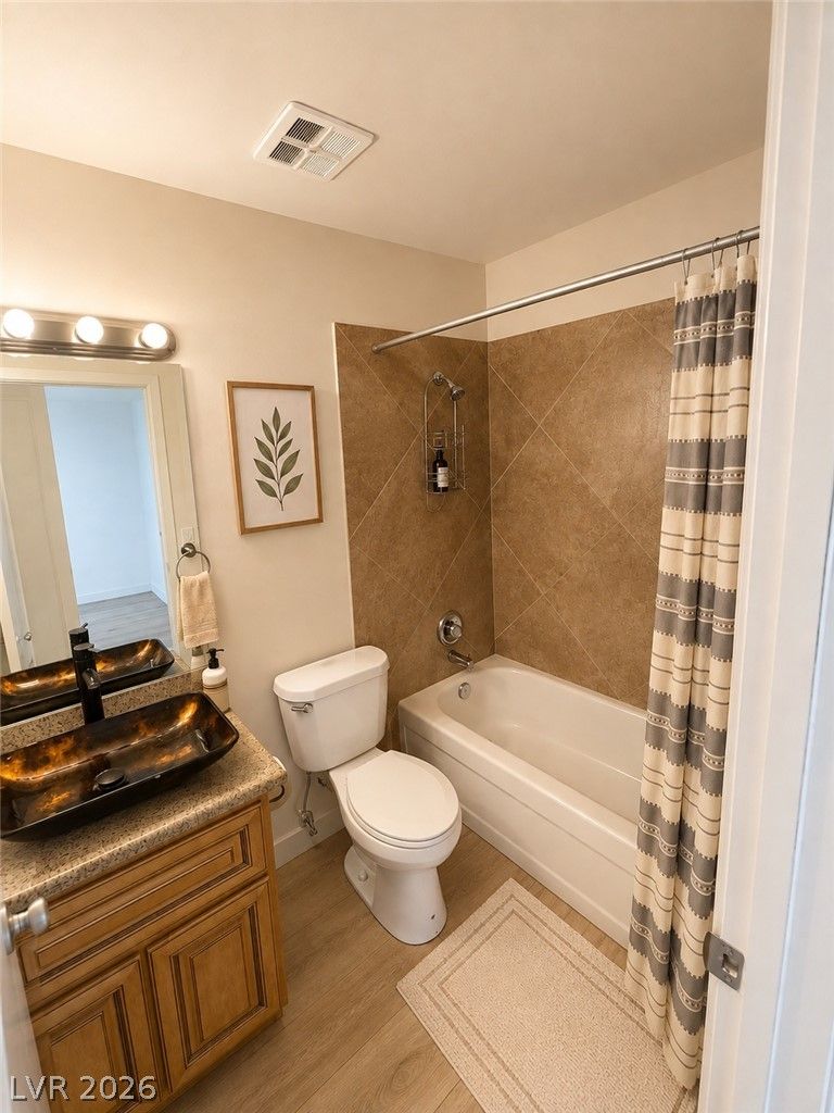 1467 Lorilyn Avenue 4 — photo 3 of 16