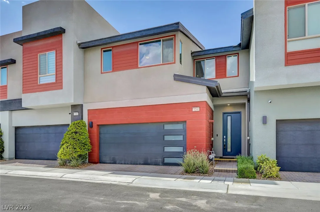 3204 Vittoria Avenue — photo 3