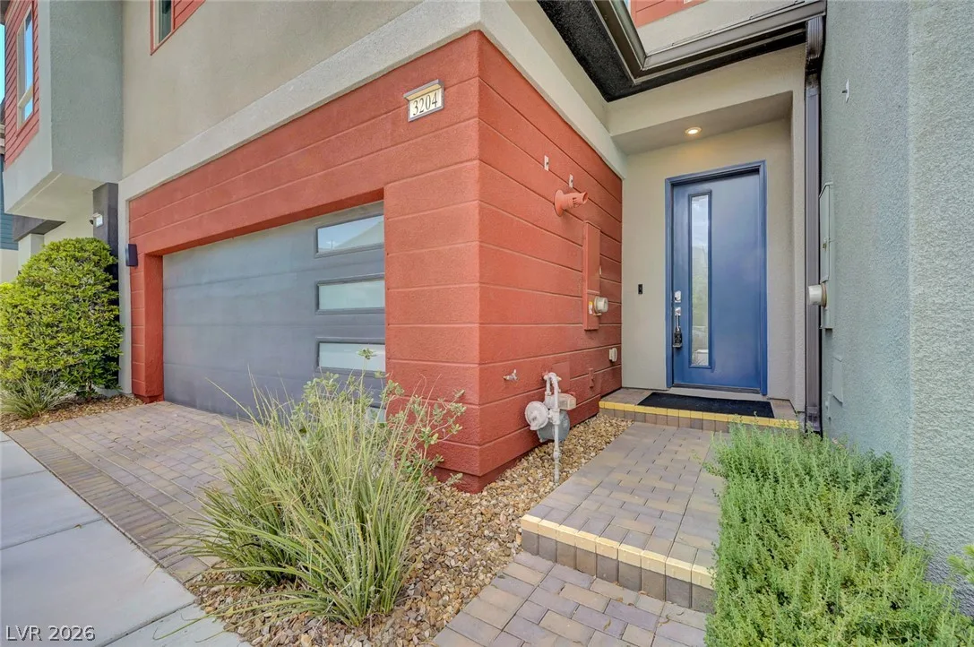 3204 Vittoria Avenue — photo 4