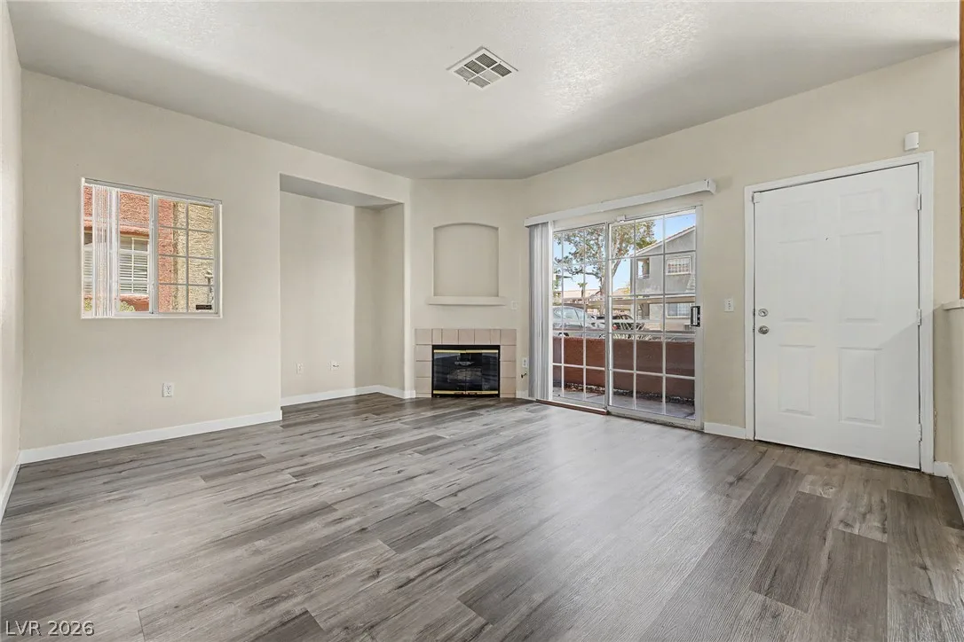 4730 Craig 1154 — photo 5