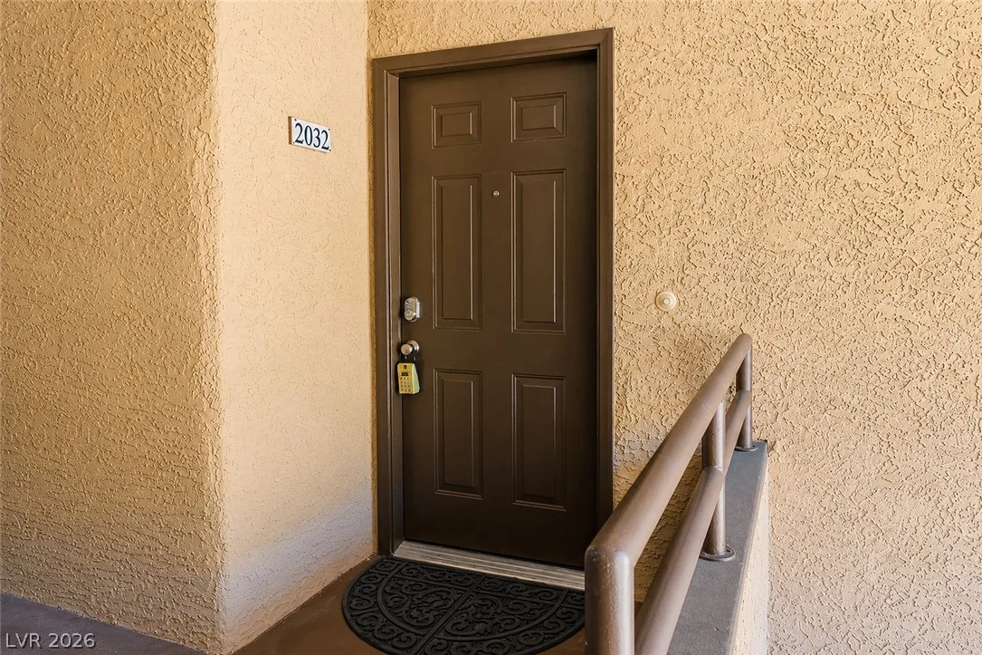 2200 South Fort Apache Road 2032 — photo 5