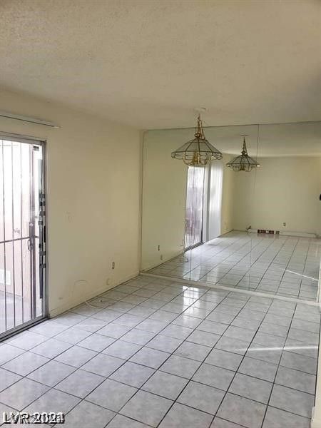 3435 Villa Knolls South Drive — photo 4