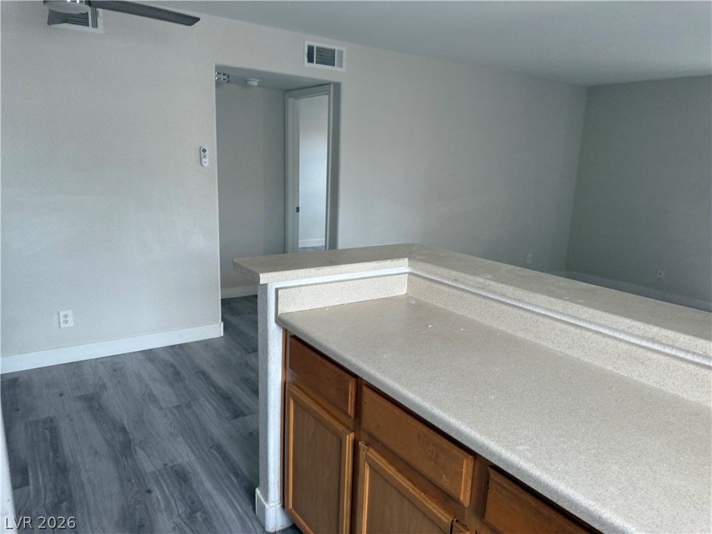2966 Juniper Hills Boulevard 101 — photo 4
