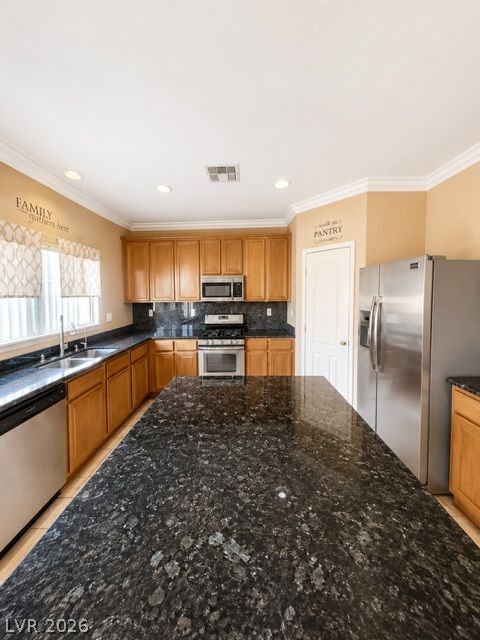 11577 Autunno Street — photo 4