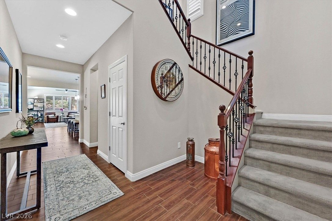 12270 Sandy Peak Avenue — photo 3