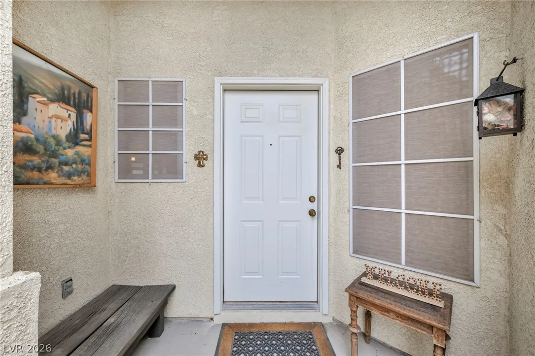 8032 Divernon Avenue — photo 5