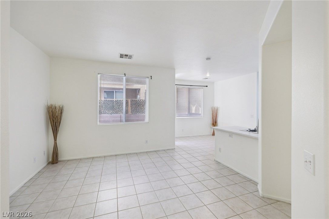 6539 Netherseal Avenue — photo 2