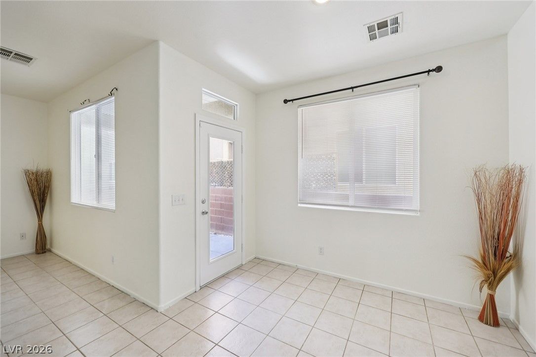 6539 Netherseal Avenue — photo 5