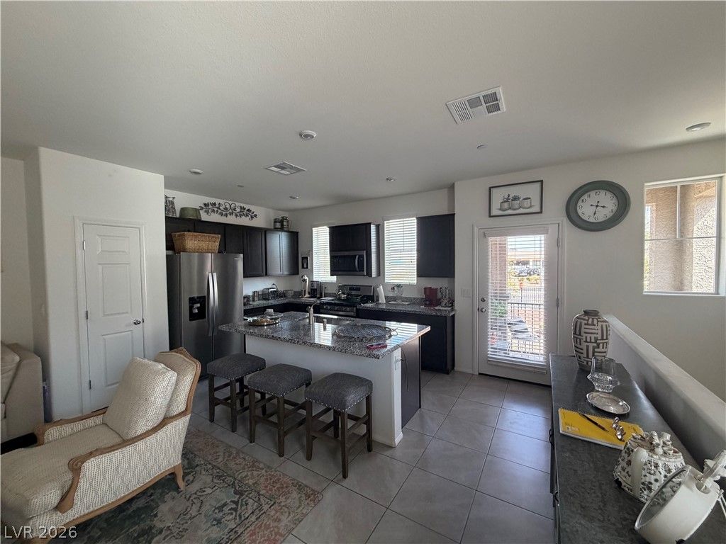 662 Foam Flower Lane — photo 4 of 24