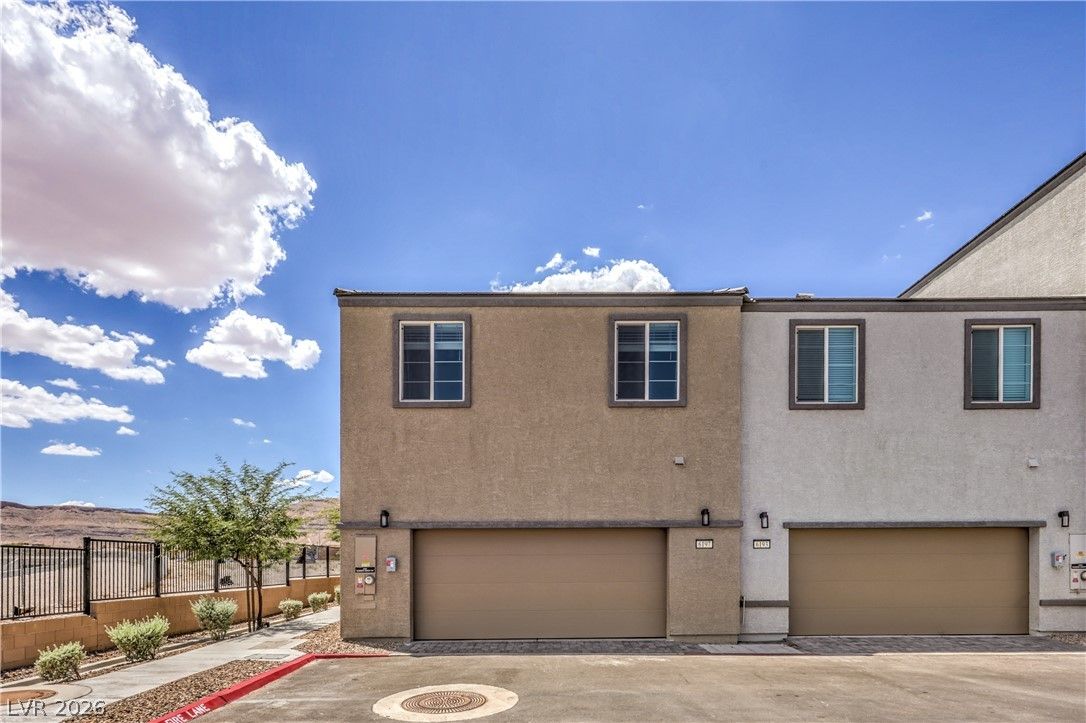 6197 Garden Crest Street — photo 2 of 27