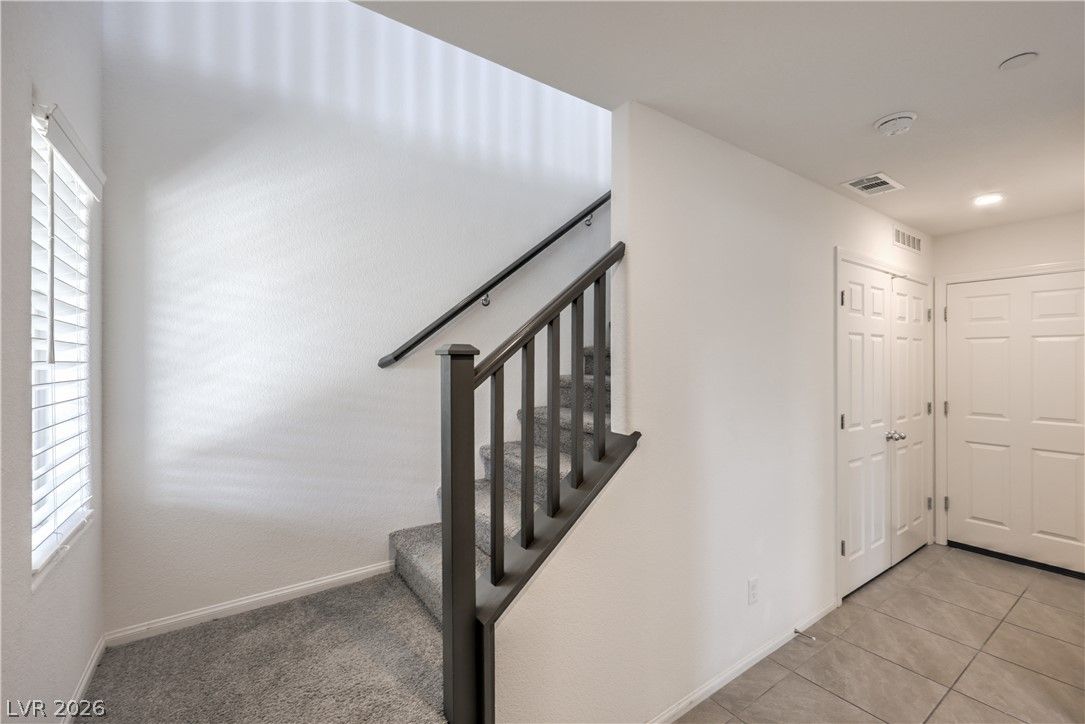 6197 Garden Crest Street — photo 4 of 27