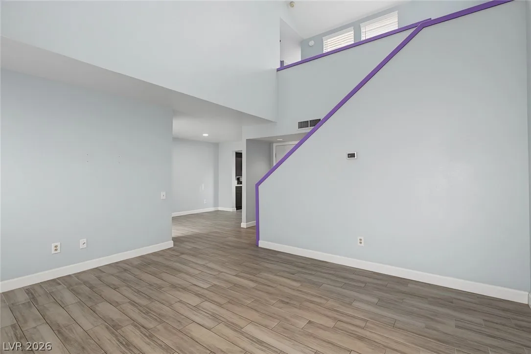 4071 Grasmere Avenue — photo 4 of 32