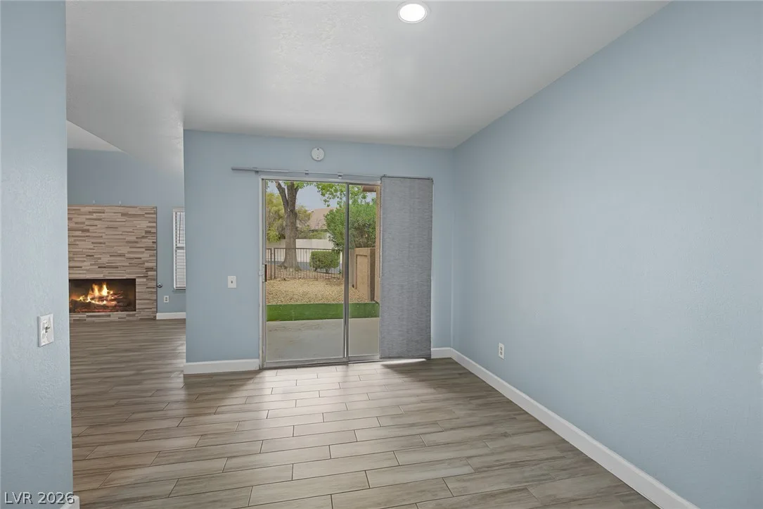 4071 Grasmere Avenue — photo 5 of 32