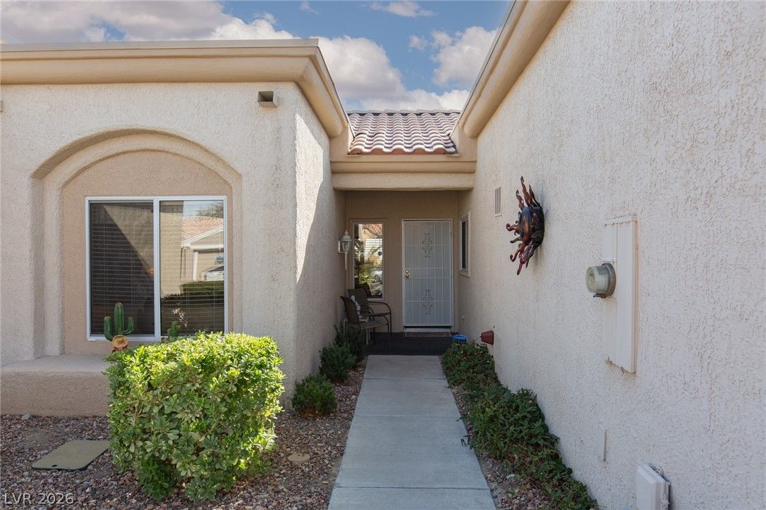 10627 Mission Lakes Avenue — photo 4