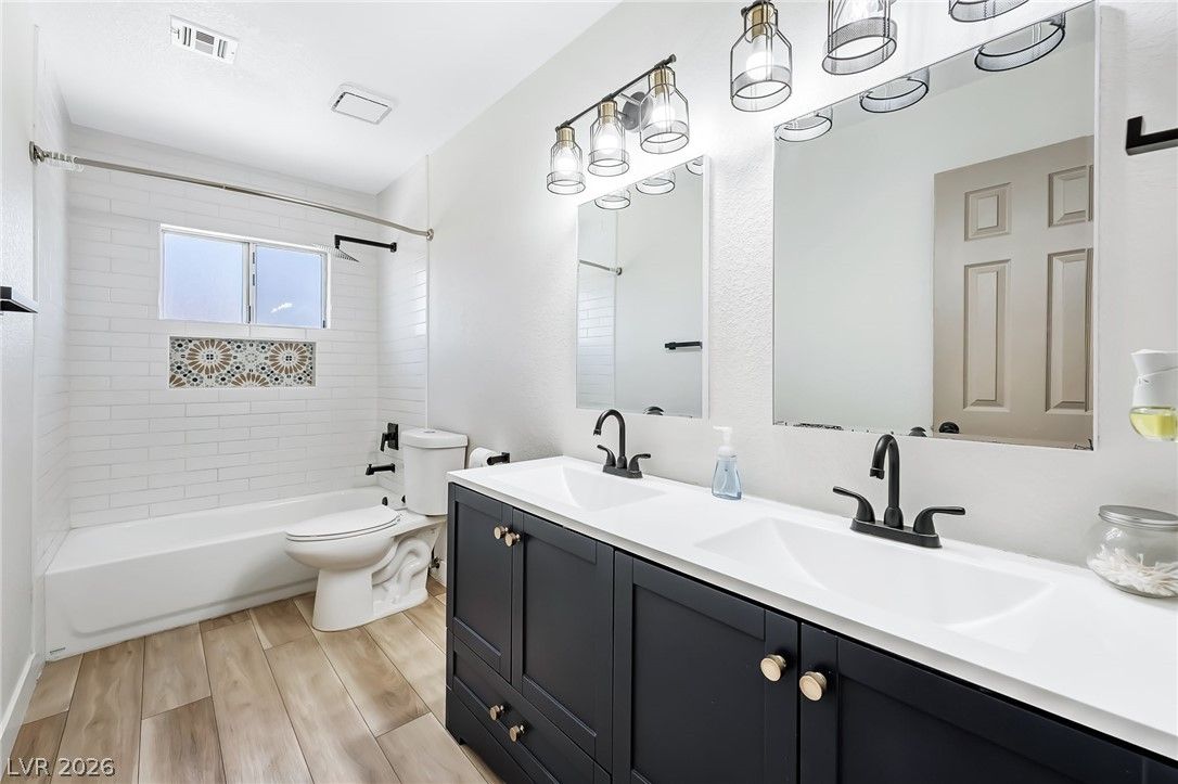525 Zuber Avenue — photo 5 of 25