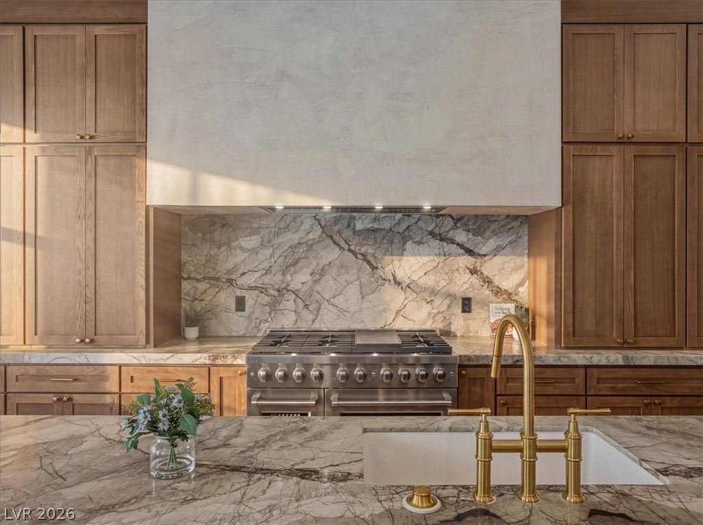 4 El Macero Court — photo 2