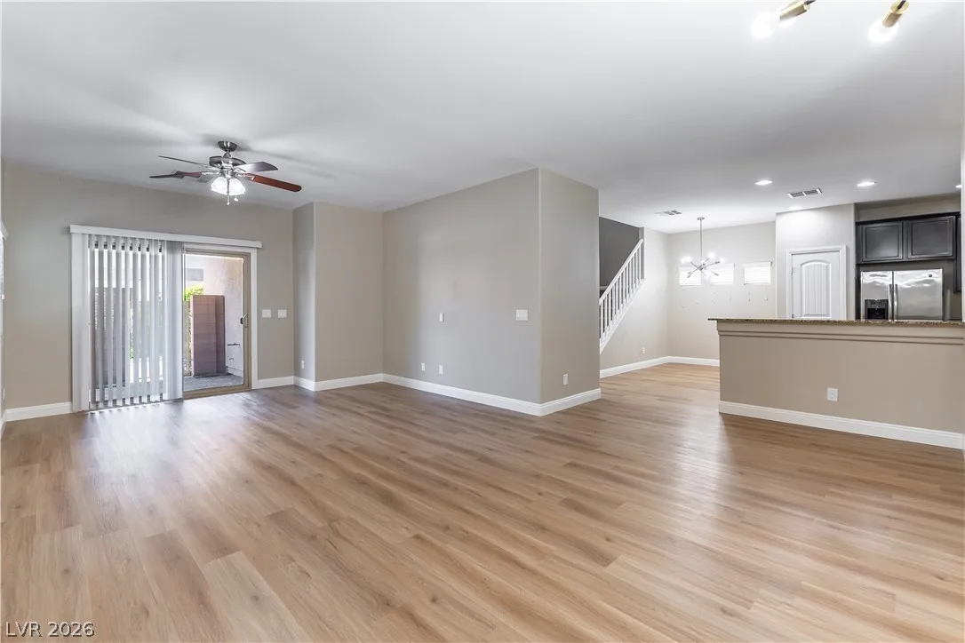 9597 Greensburg Avenue — photo 4 of 25