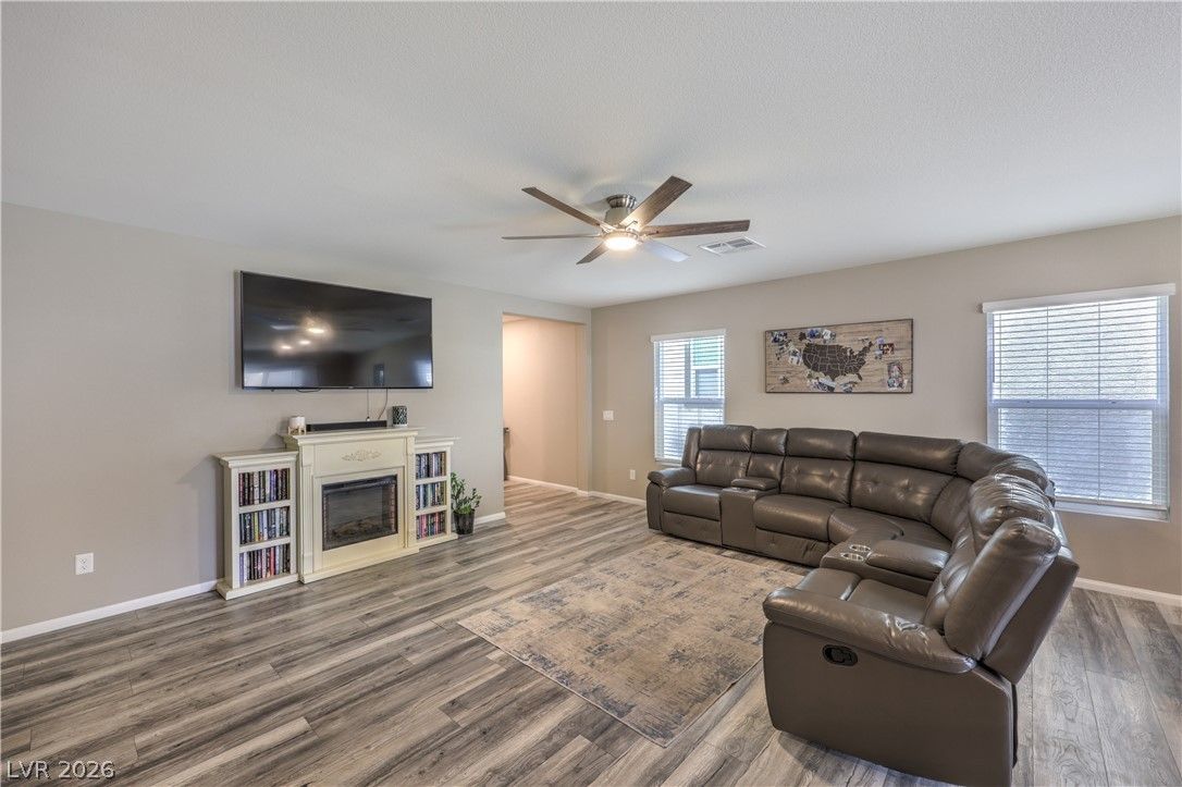1219 Indigo Bluff Avenue — photo 4