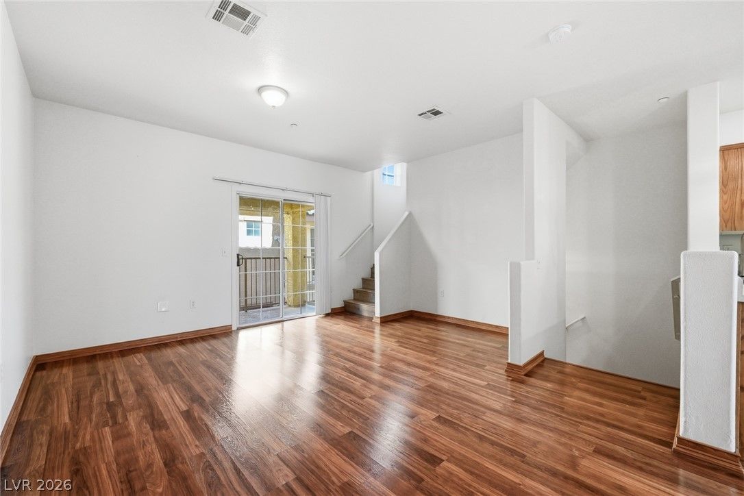 5935 Nuevo Leon Street 7 — photo 3