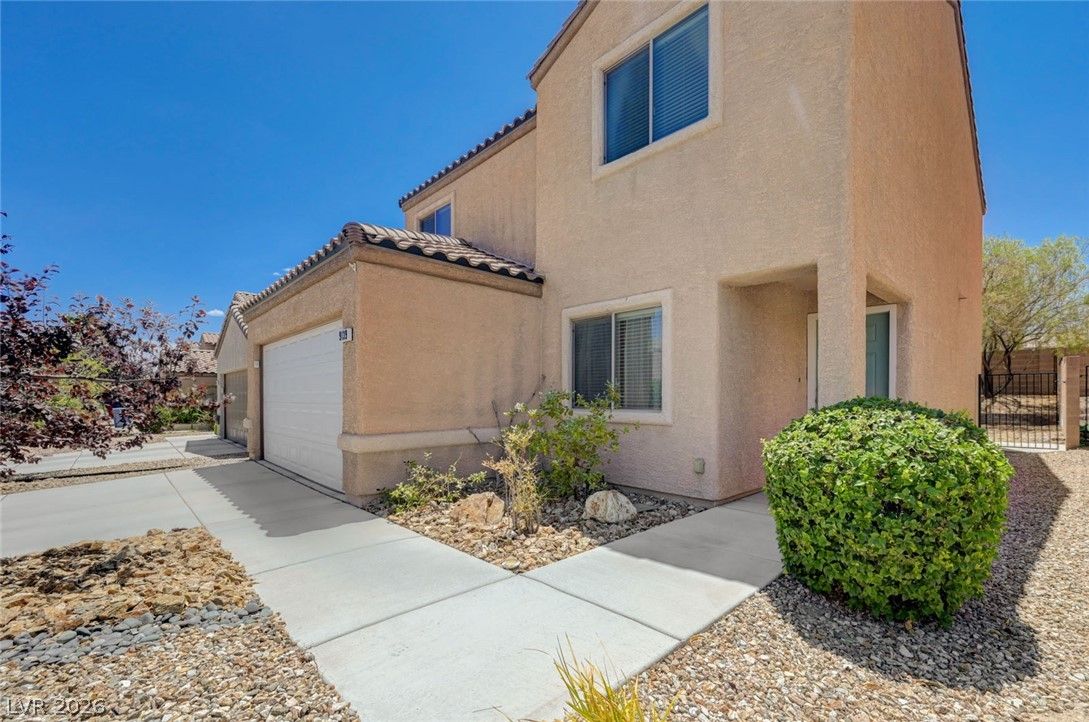 9139 Mackanos Avenue — photo 4