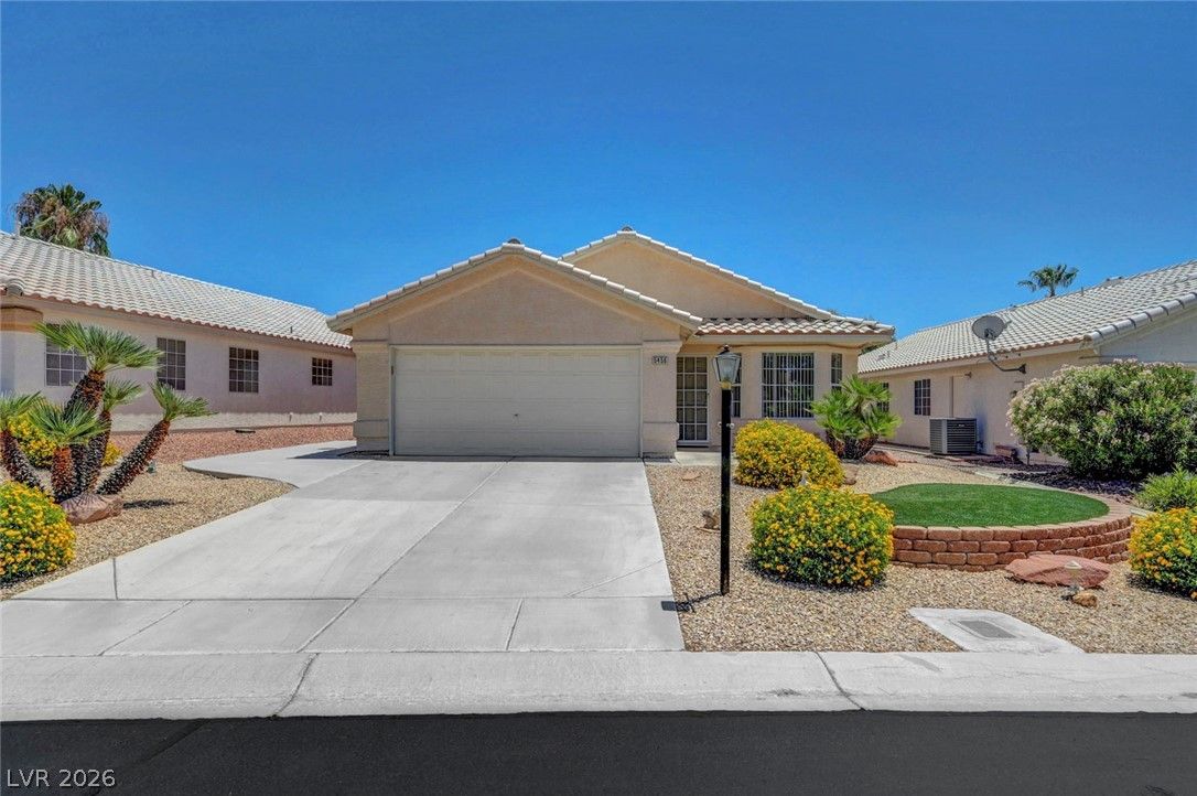 5456 Beach Pine Street — photo 2