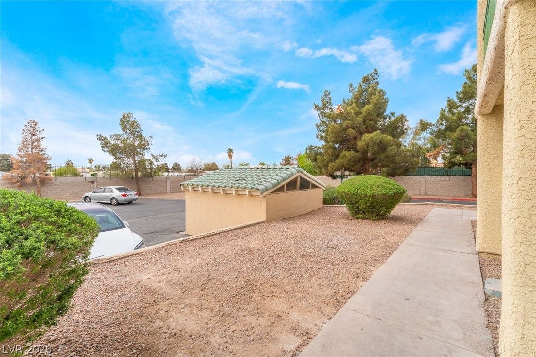 1400 Jamielinn Lane 104 — photo 3