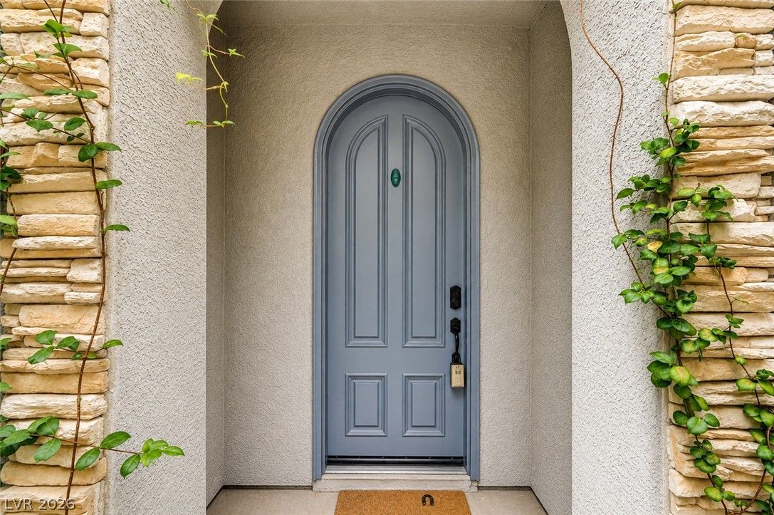 10592 Olympic Pine Drive — photo 3