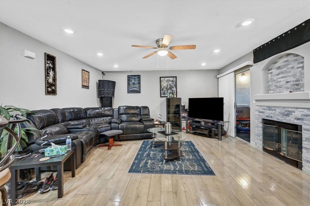4428 West Lake Mead Boulevard 101 — photo 2