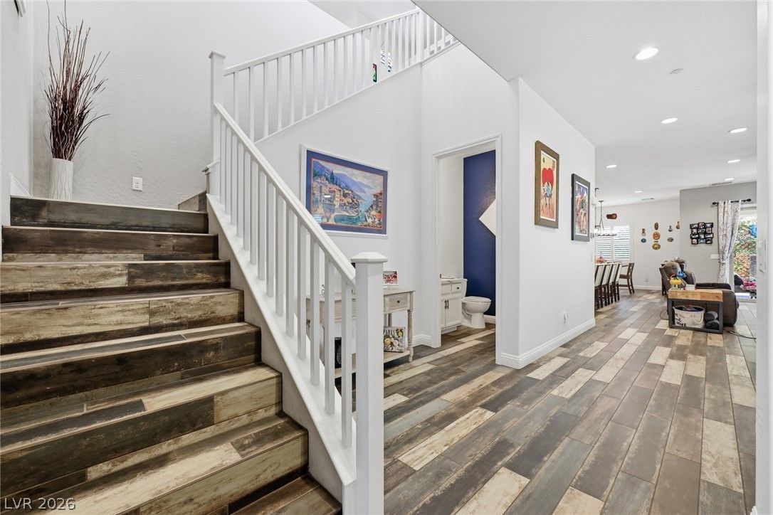 417 Honeybrush Avenue — photo 4