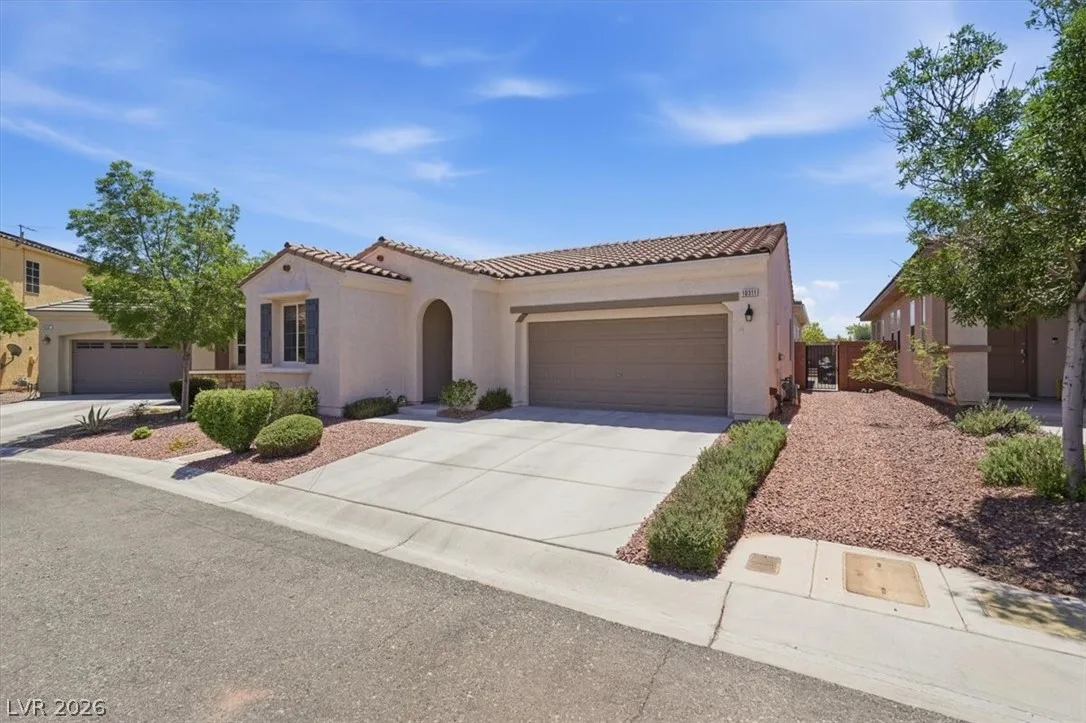 10311 Bush Mountain Avenue — photo 4