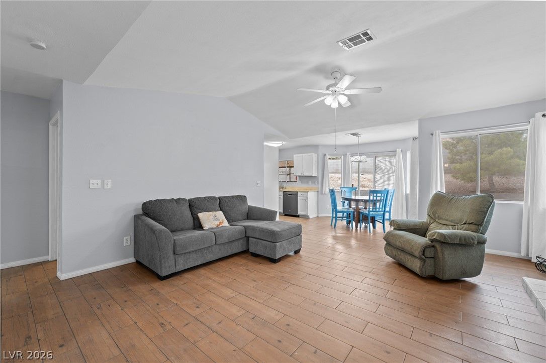 7155 East Carey Avenue — photo 4 of 30