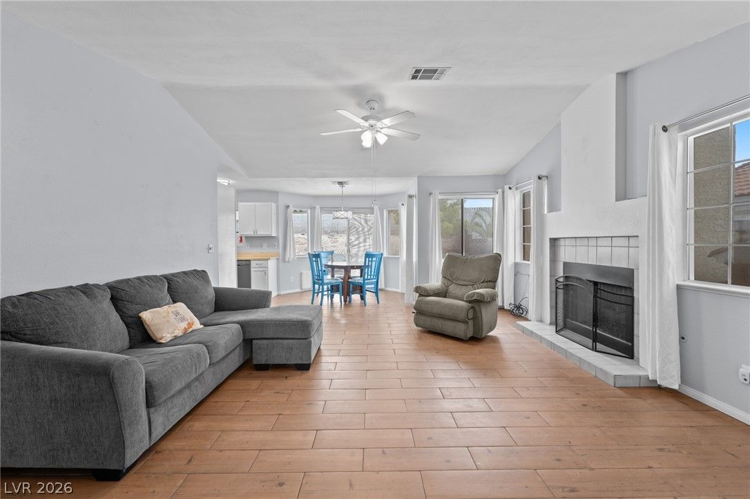 7155 East Carey Avenue — photo 5 of 30