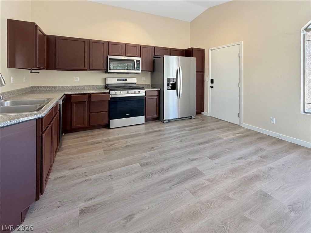 7912 Quill Gordon Avenue — photo 2