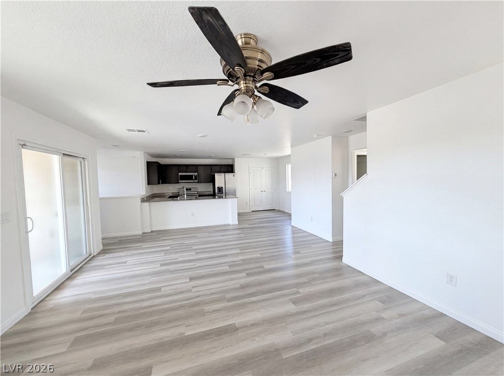 6875 Crimson Shadow Street — photo 2