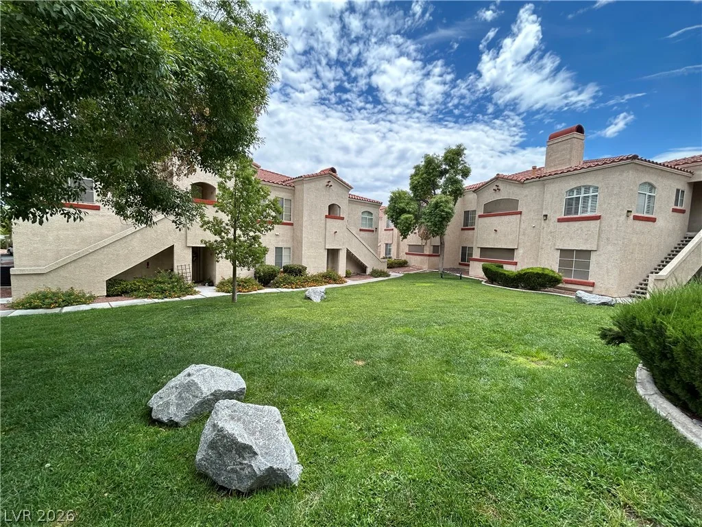 525 Indian Princess Drive 203 — photo 2