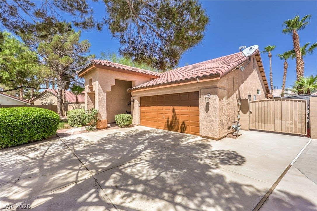 5011 Rio Colorado Circle — photo 4 of 51