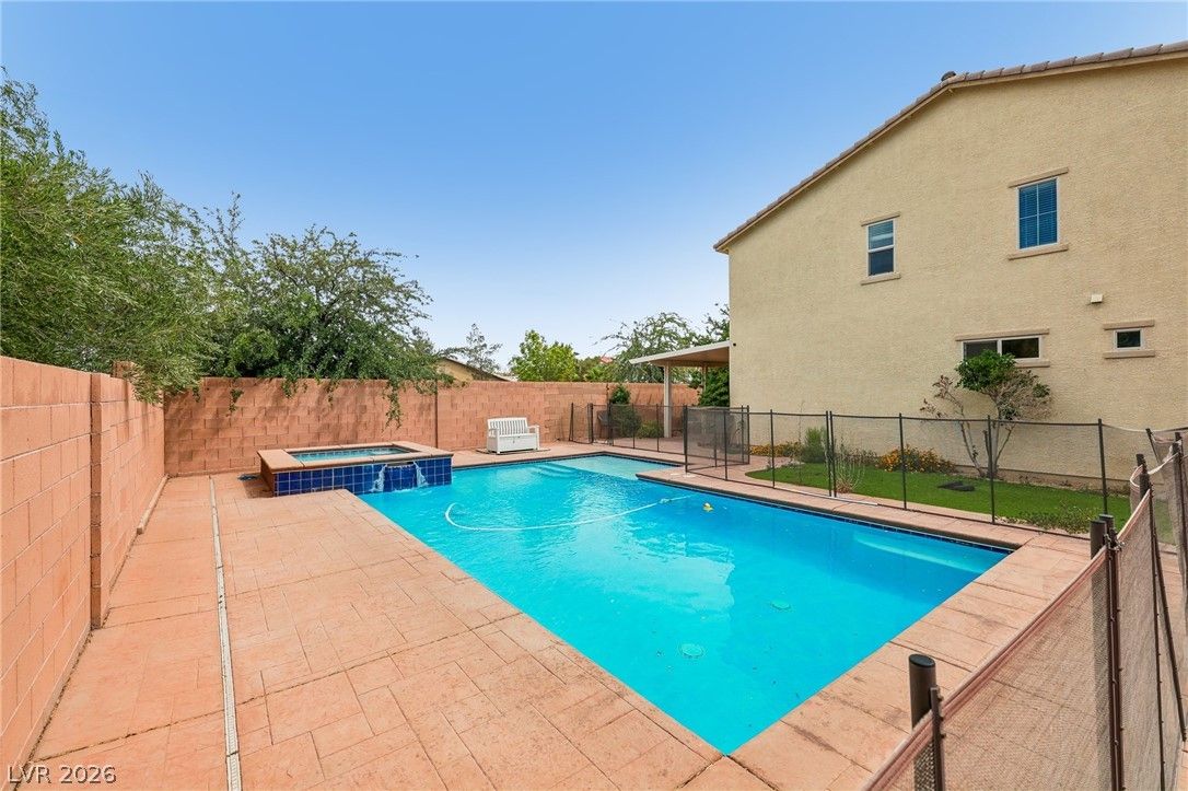 6636 Cliff Shore Court — photo 2