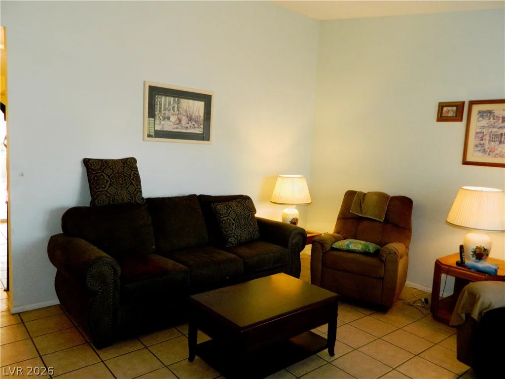 6257 Saginaw Drive — photo 2