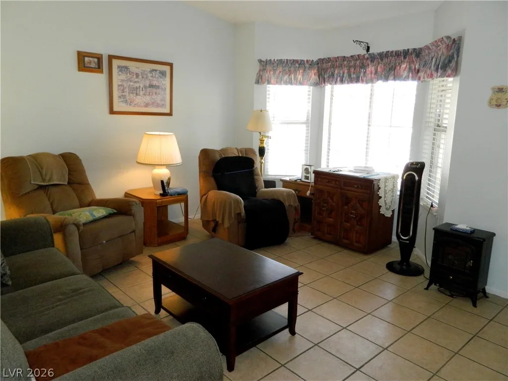 6257 Saginaw Drive — photo 3
