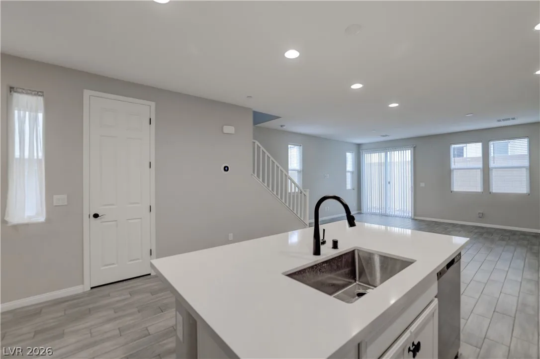 708 Monroe Hill Place — photo 3