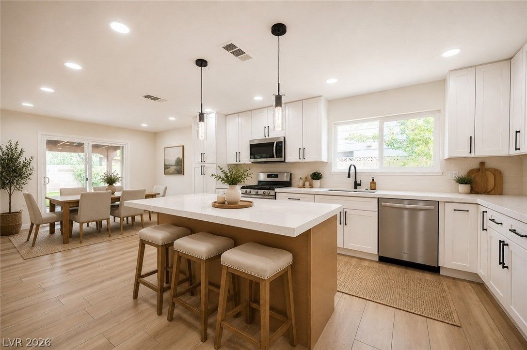 5630 Neosho Street — photo 2