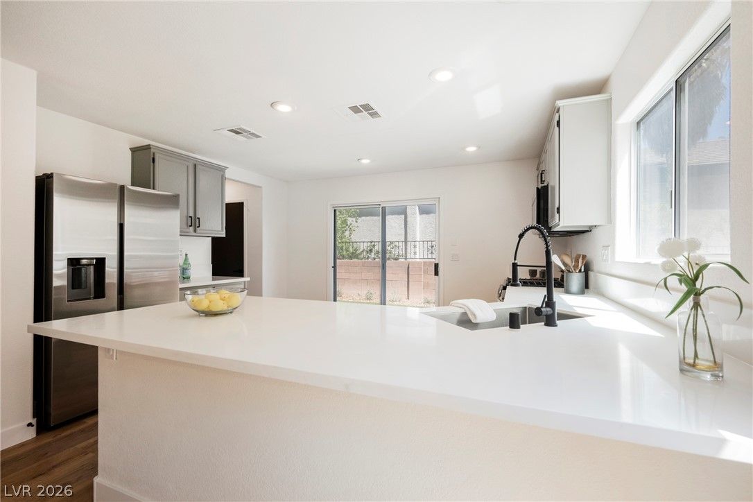 516 Shewsbury Avenue — photo 3