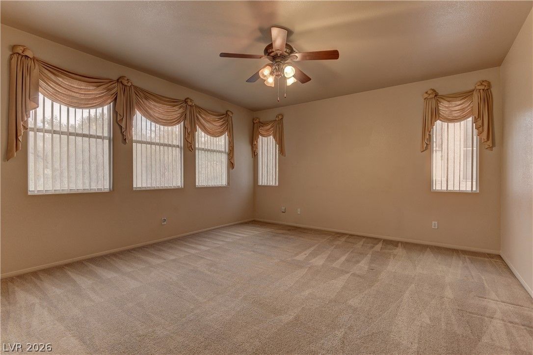 3871 Irvin Avenue — photo 4 of 18
