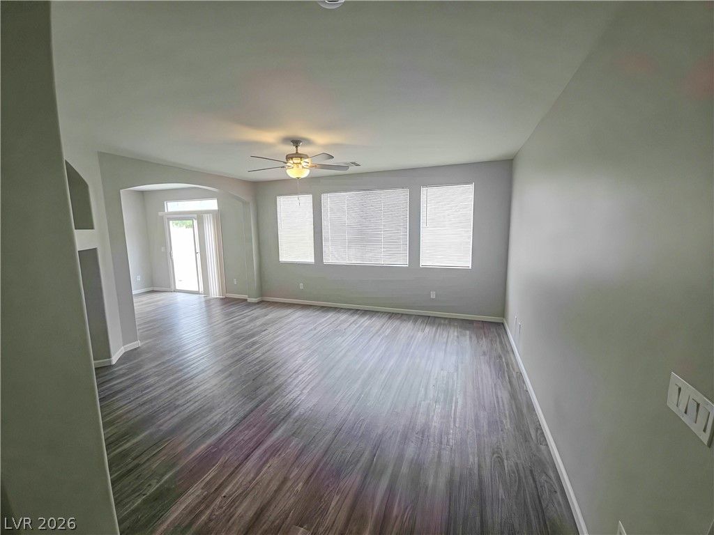 8186 Dracopus Avenue — photo 4